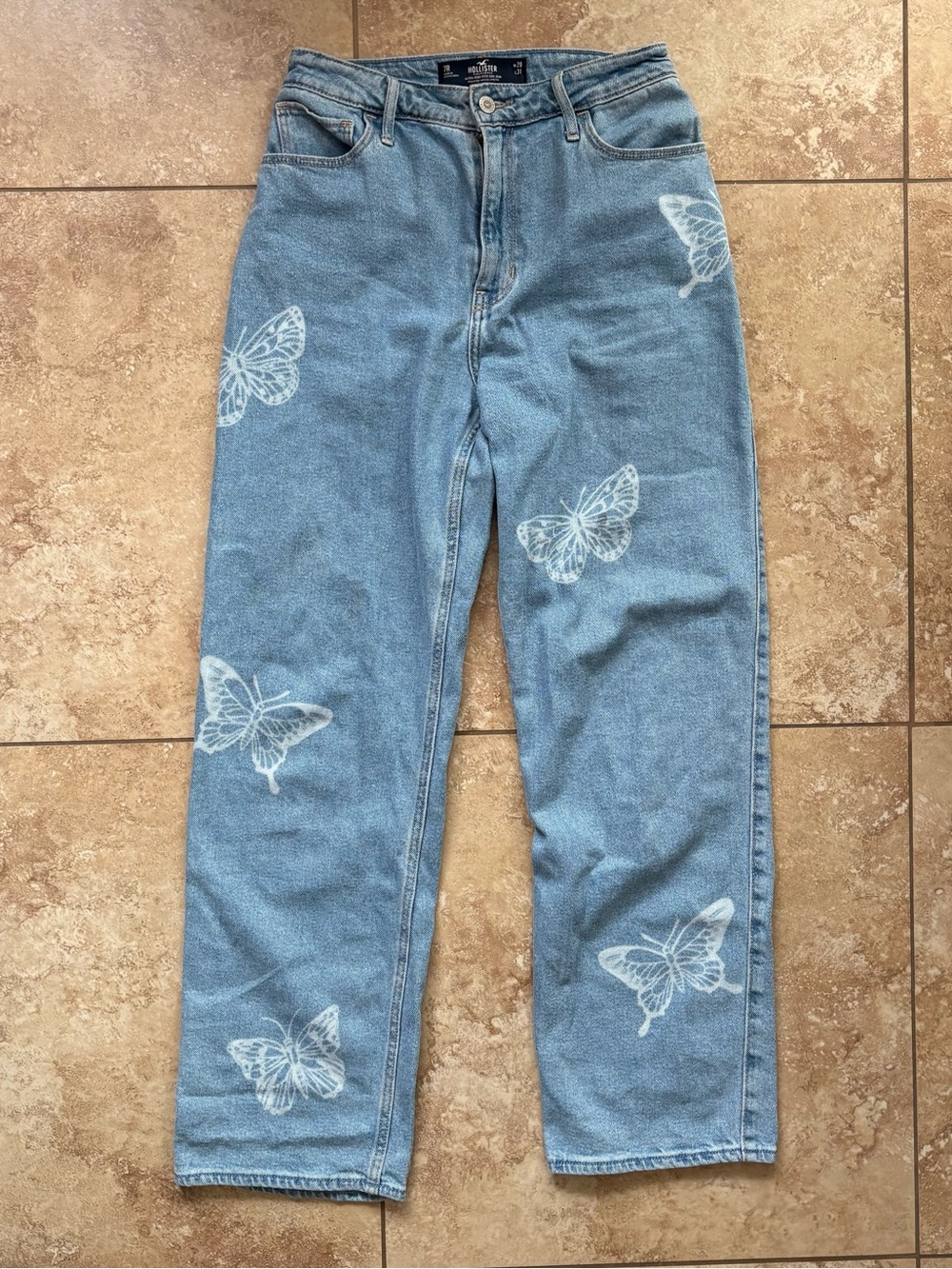 Hollister Light Blue Butterfly Print Boyfriend Jeans Size 28x31 7R